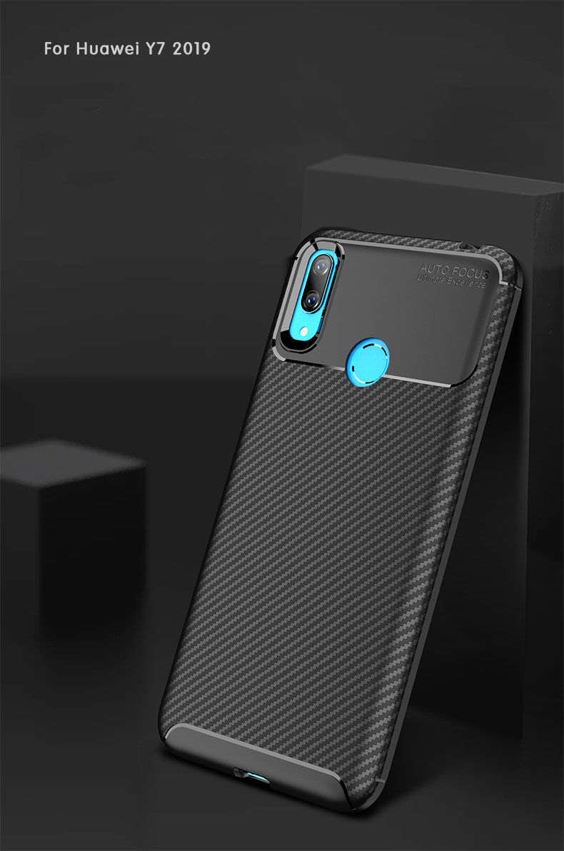 Plastový kryt s textúrou karbónu pre Huawei Y7 (2019) - tmavomodrý
