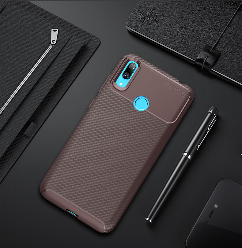 Plastový kryt s textúrou karbónu pre Huawei Y7 (2019) - tmavomodrý