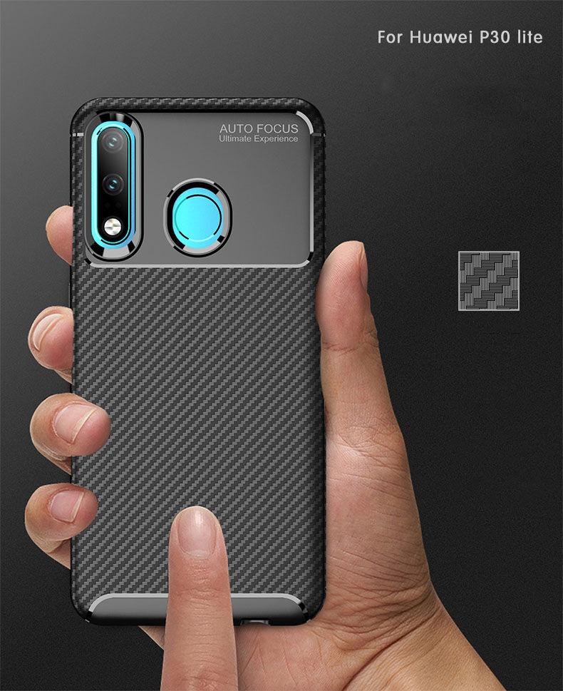 Plastový kryt s textúrou karbónu pre Huawei P30 Lite - čierny