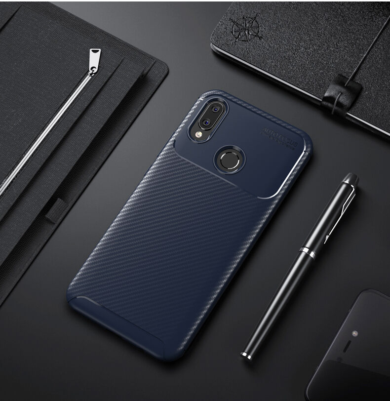 Plastový kryt s textúrou karbónu pre Huawei Nova 3i - čierny