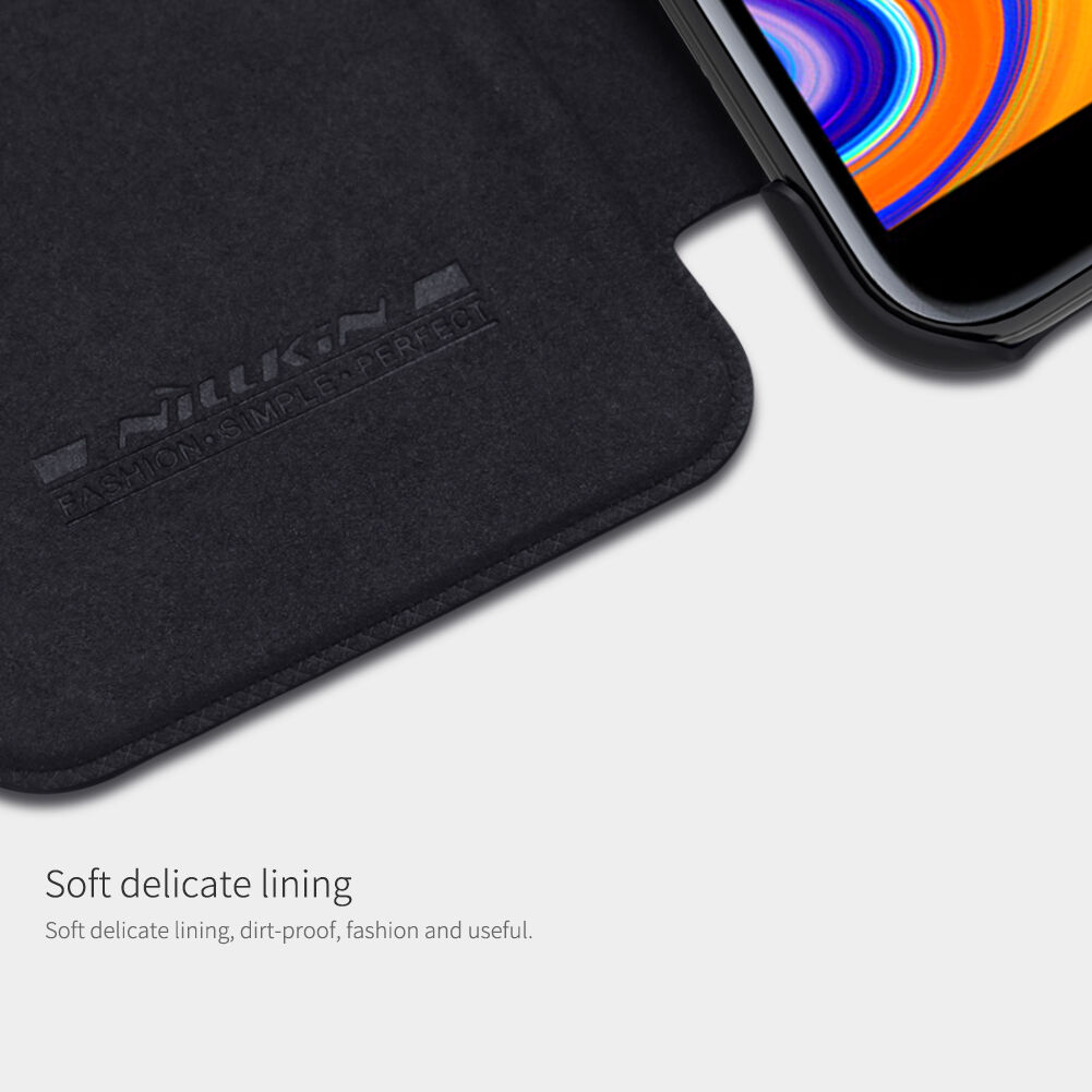 Nillkin Qin Kožené flipové puzdro pre Samsung Galaxy J4 Plus - hnedé