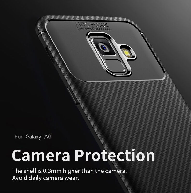 Ipaky plastový kryt s textúrou karbónu pre Samsung Galaxy A6 (2018) - čierny