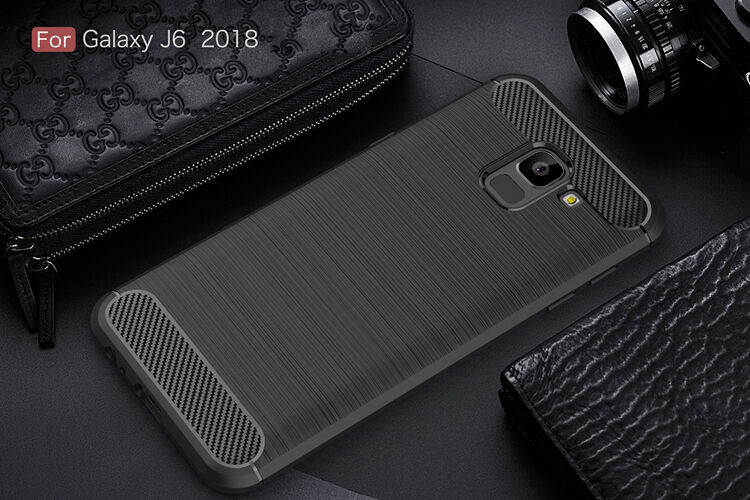 Plastový kryt s brúsenou textúrou pre Samsung Galaxy J6 (2018) - čierny