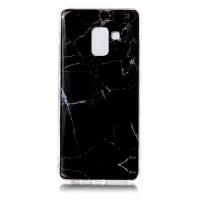 Plastový kryt mramor pre Samsung Galaxy A8 (2018) - čierny