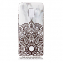 Plastový kryt mandala pre Samsung Galaxy A8 (2018) - biely
