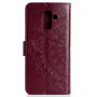Flipové puzdro s odtlačkom mandala pre Samsung Galaxy A6 Plus (2018) - vínové