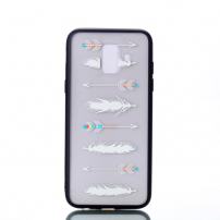 Plastový embosovaný kryt šípy pre Samsung Galaxy A6 (2018) - priehľadný