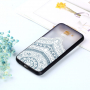 Plastový embosovaný kryt lotus pre Samsung Galaxy J6 (2018) - transparentný