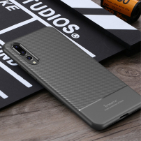 Ipaky plastový kryt s textúrou karbónu pre Huawei P20 Pro - sivý